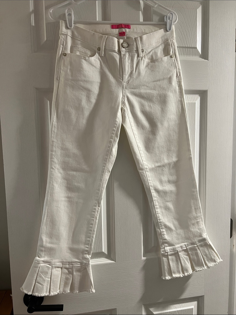 Lilly Pulitzer White Ankle Ruffle Hem Jeans